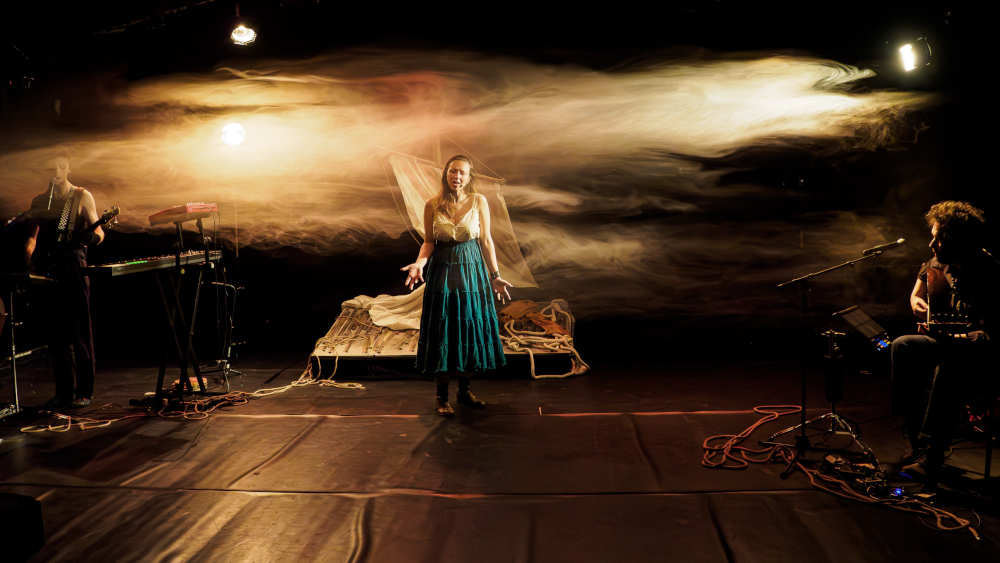Collectif du libre acteur - Mattéa - Création lumière de Jérôme Baudouin, créateur lumière en danse, théâtre et spectacle vivant.